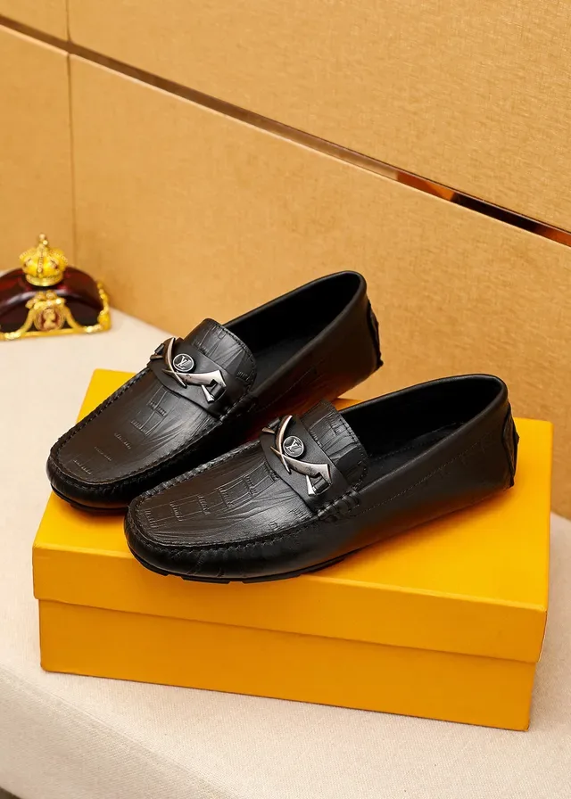 Louis Vuitton Black Silver Croc-Embossed Leather Horsebit Buckle Loafer 7
