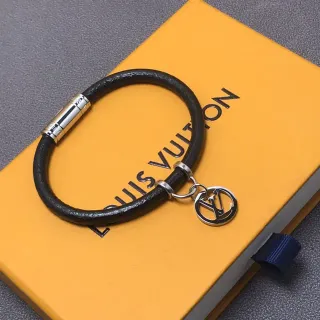 Louis Vuitton Pulsera de Cuero de Cordón Negro Plateado con Cierre Magnético