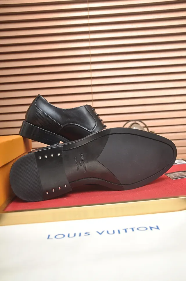 Louis Vuitton Black Smooth Leather Cap Toe Oxford Shoes 3