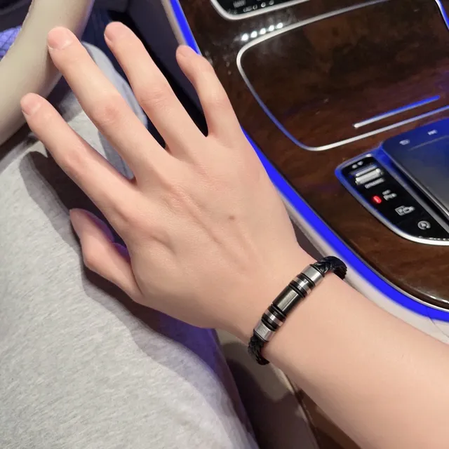 Louis Vuitton bracelet en cuir tressé et métallique 7