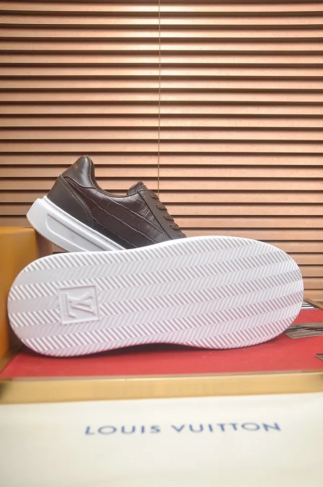 Louis Vuitton Brown White Low-Top Leather Lifestyle Sneakers 3