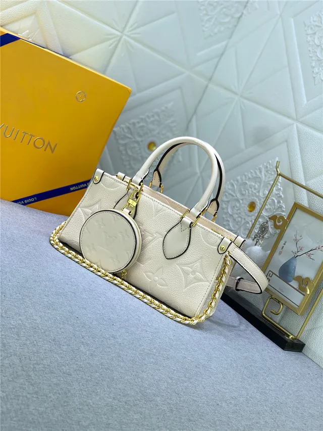 Louis Vuitton Capucines Beige Gold Structured Top-Handle Monogram Leather Handbag 9