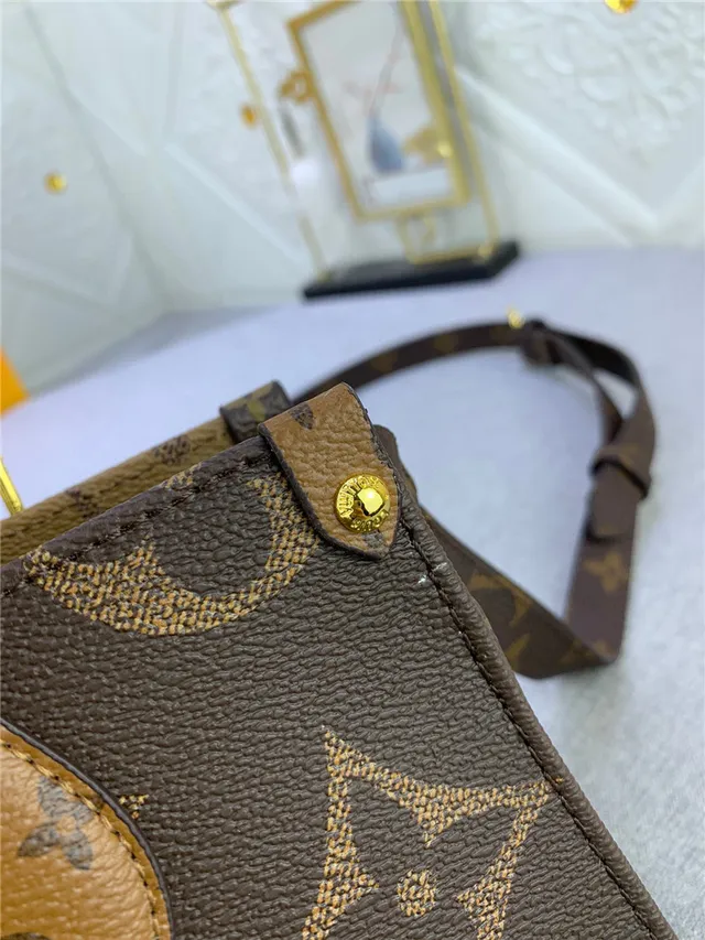 Louis Vuitton Capucines Beige Gold Structured Top-Handle Monogram Leather Handbag 22