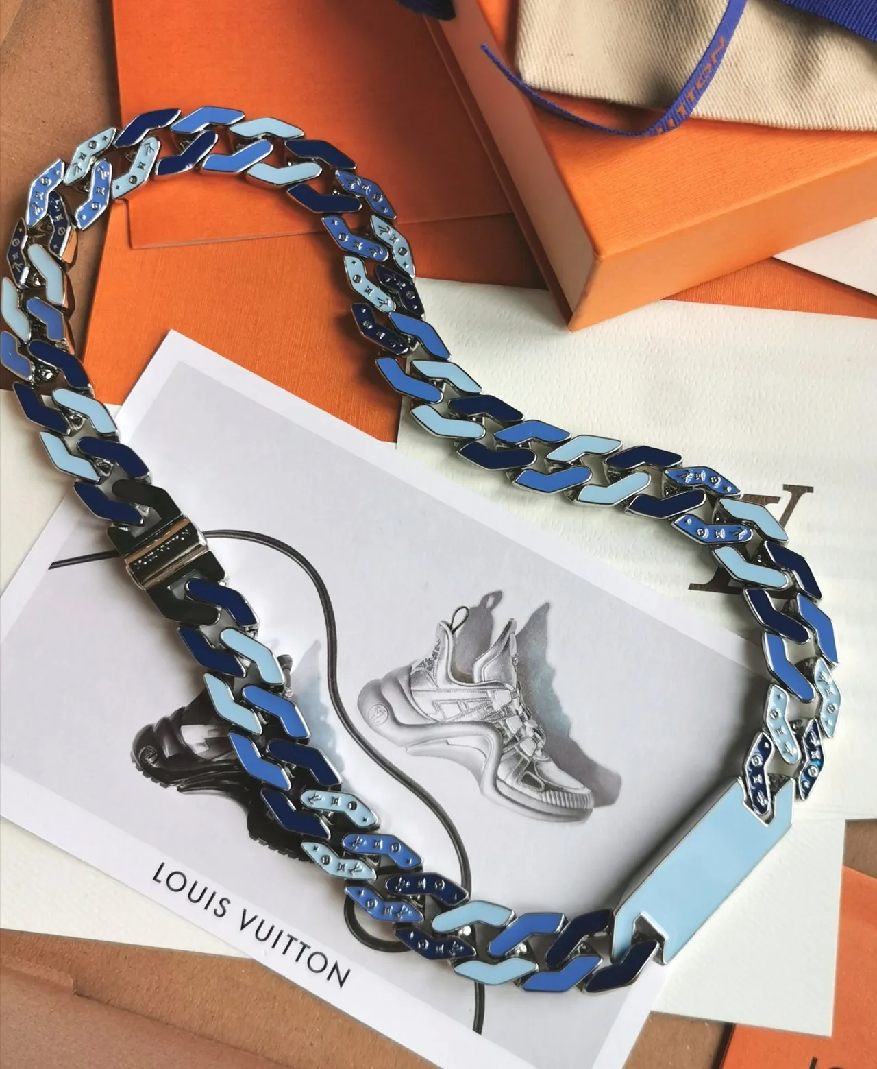 Louis Vuitton Chaîne Bleu Argenté Épaisse Maillon Curb-Link Deux Tons Émail Inlay Collier 3