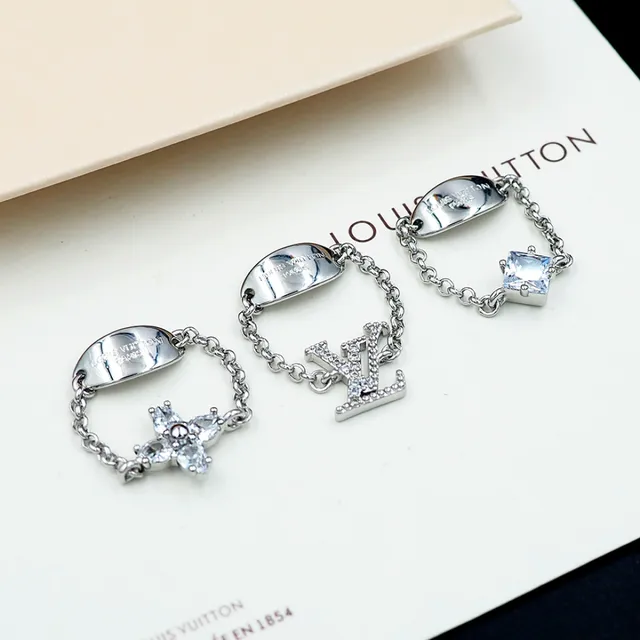 Louis Vuitton Chain-Linked Crystal Charm Rings 3