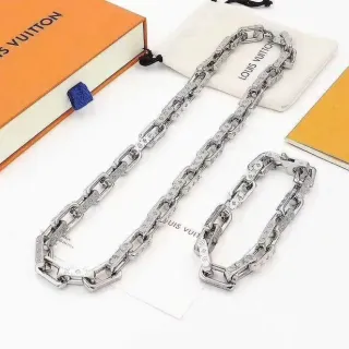Louis Vuitton Chain Reaction Silver-Tone Monogram Link Necklace
