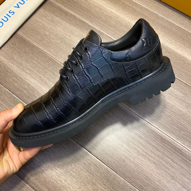 Louis Vuitton Croc-Embossed Black Oxford Shoes 3