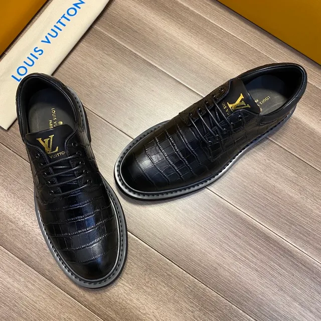 Louis Vuitton Croc-Embossed Black Oxford Shoes 8