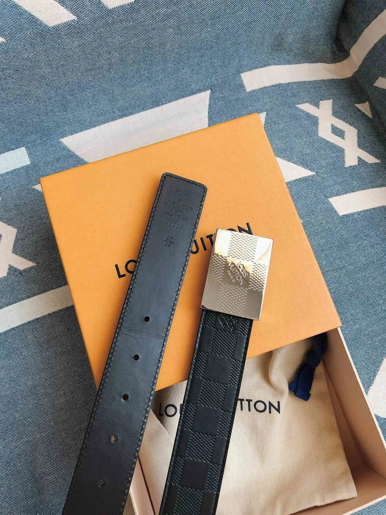 Louis Vuitton Damier Graphite Leather Belt 2