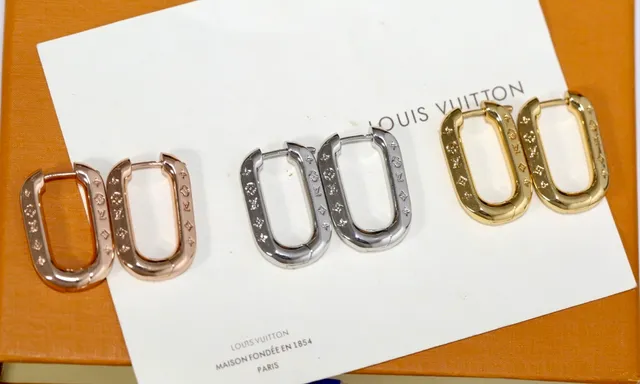 Louis Vuitton Engraved Monogram Flower Rectangular Hoop Earrings 6