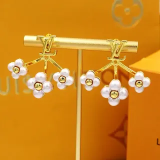 Louis Vuitton Floral Pearl Cluster Earrings