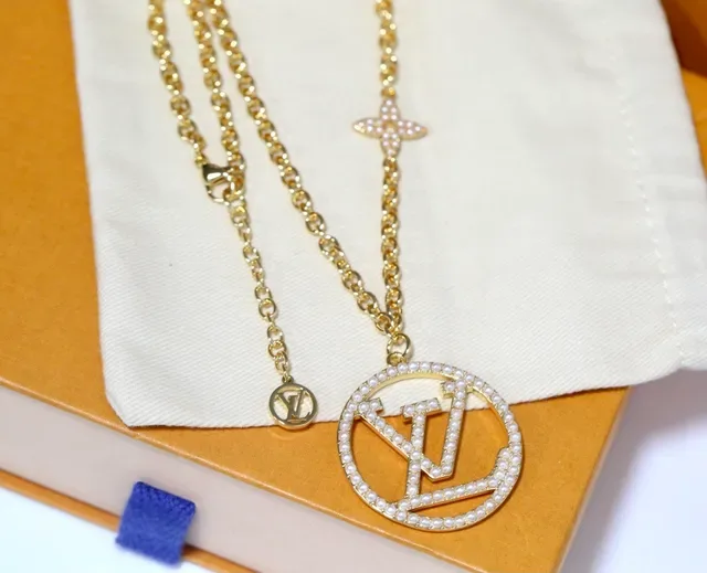 Louis Vuitton Flower Collection Circular Monogram Pendant Necklace 2