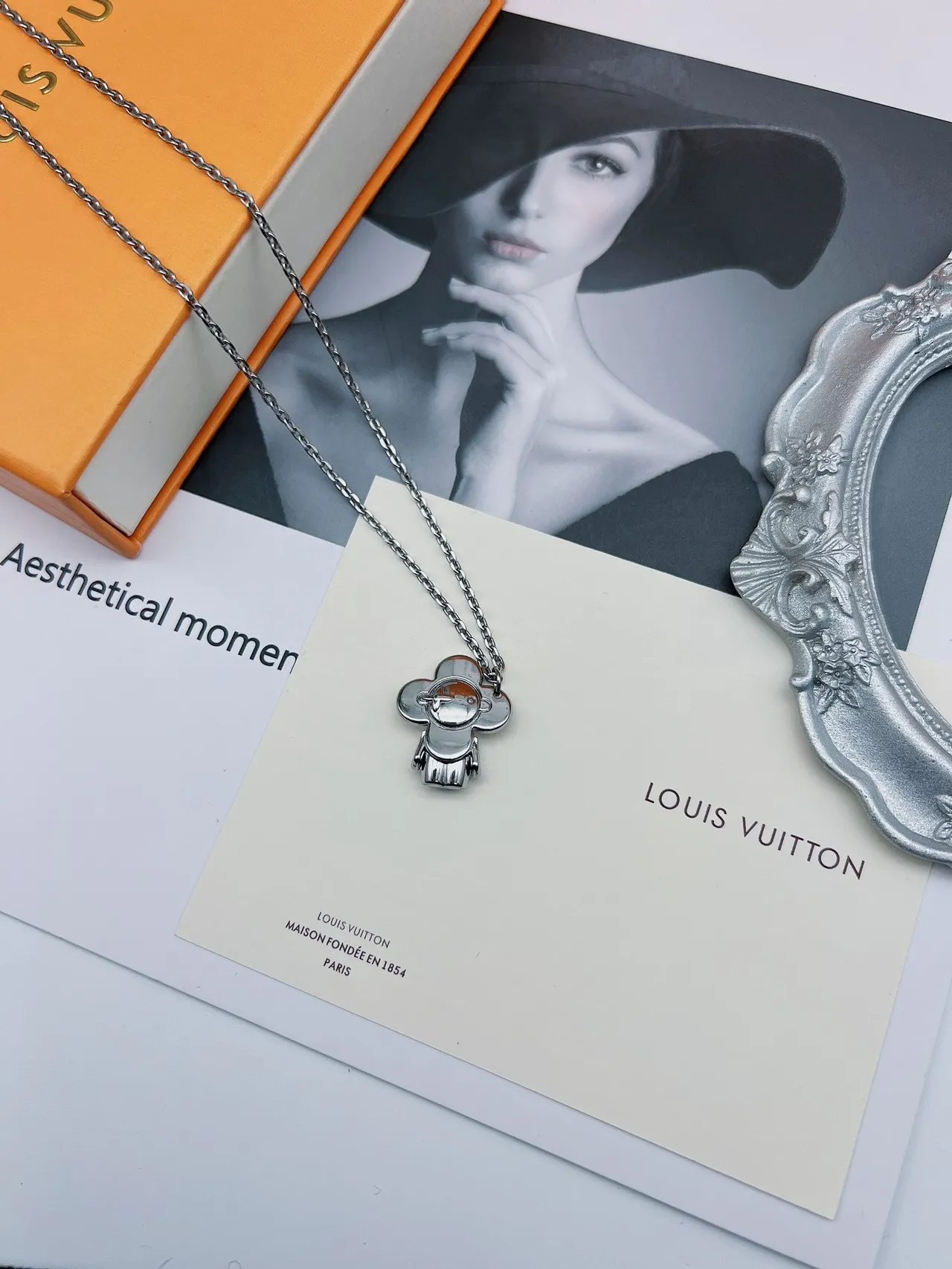 Louis Vuitton Flower Lock Silver-Tone Floral Pendant Necklace 6