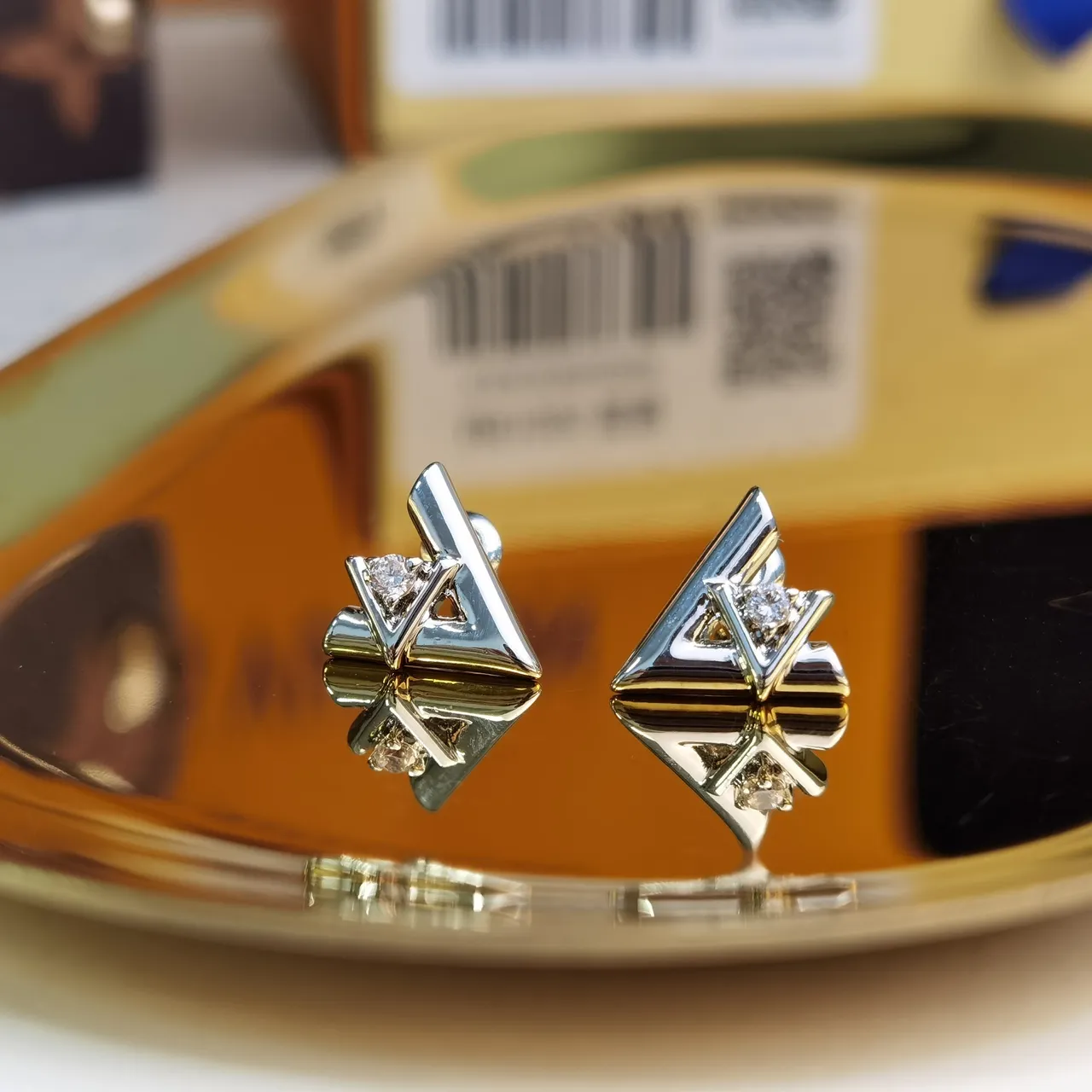 Louis Vuitton Geometric Triangular Crystal Gold-Tone Earrings 2