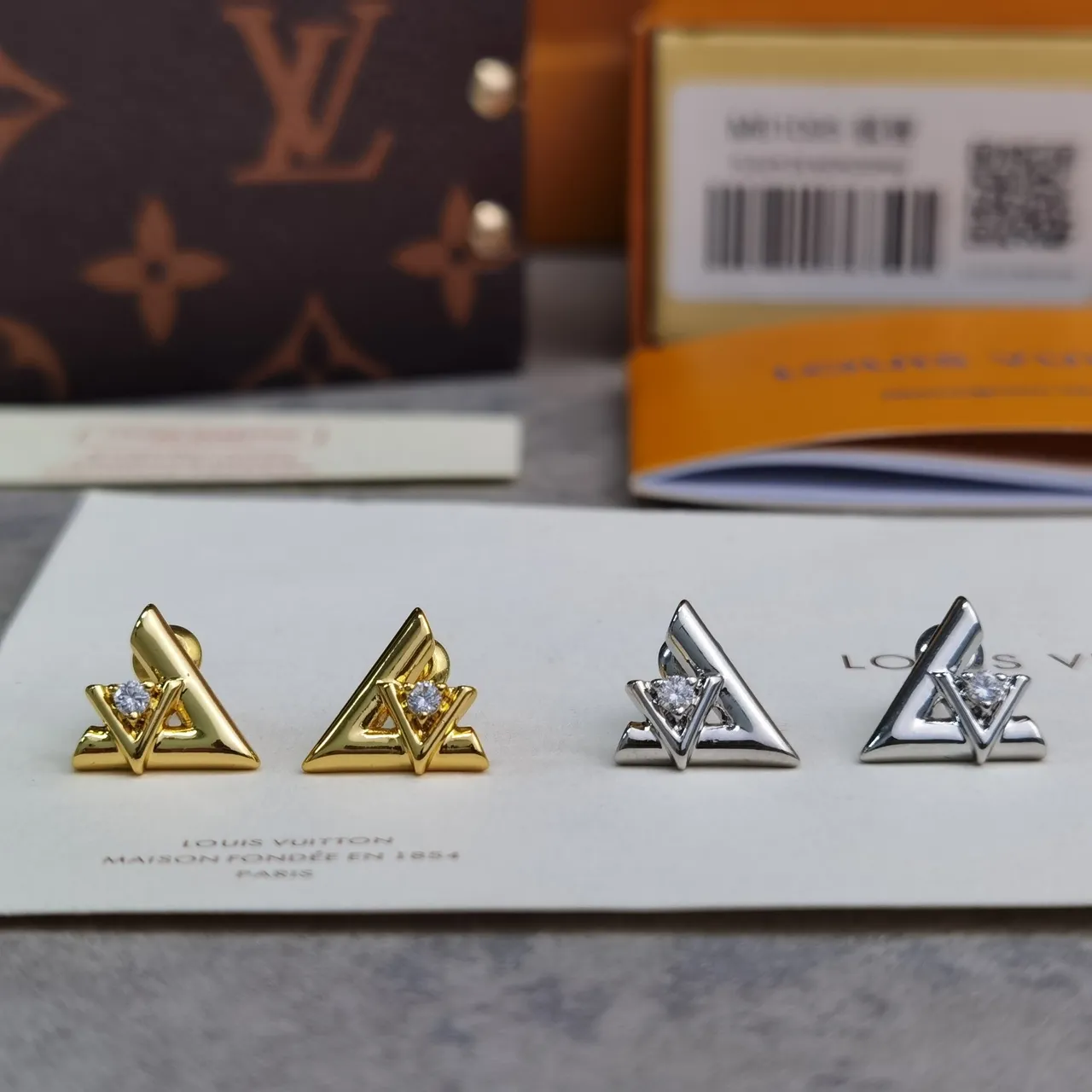 Louis Vuitton Geometric Triangular Crystal Gold-Tone Earrings 3