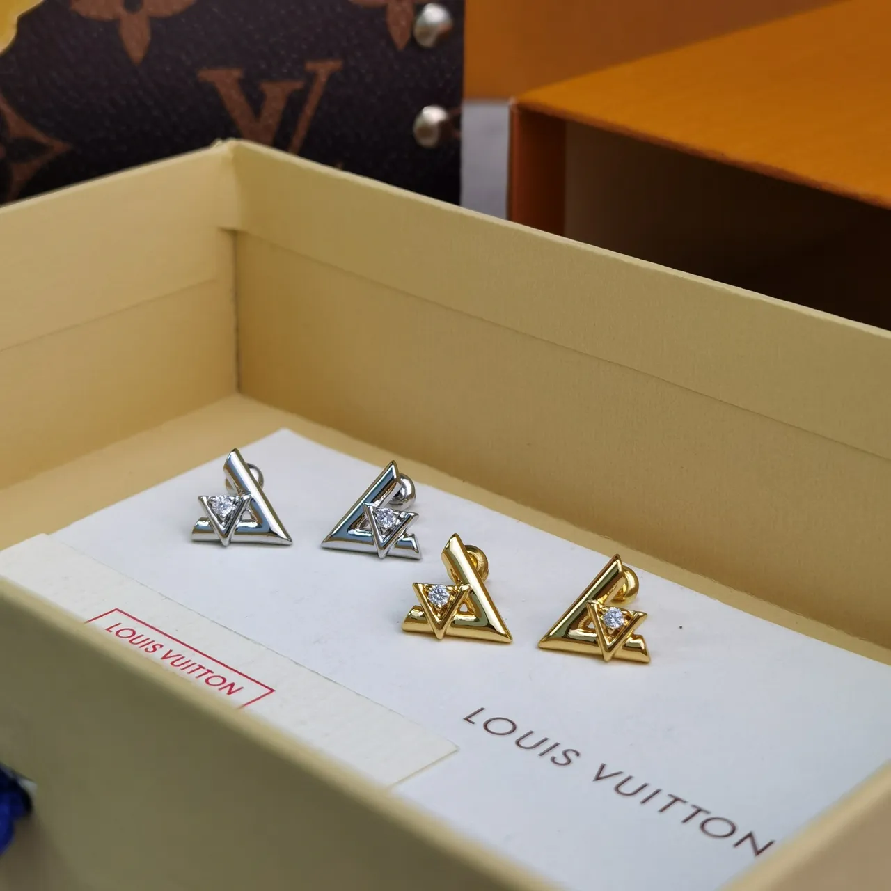 Louis Vuitton Geometric Triangular Crystal Gold-Tone Earrings 7