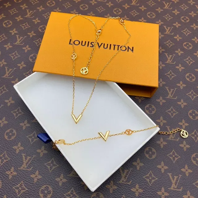 Louis Vuitton Gold Chain V-Shaped Pendant Necklace 2