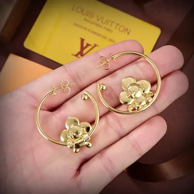 Louis Vuitton Gold Floral Hoop Earrings 2