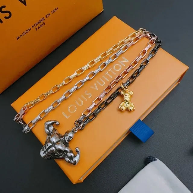 Louis Vuitton Gold Silver Multi-Tone Chain-Link Sculpted Metallic Pendants Necklace 8