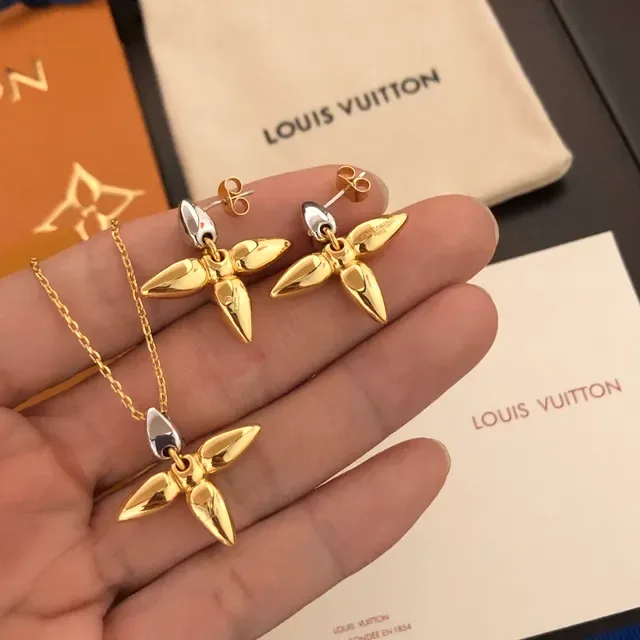 Louis Vuitton Gold-Tone Floral Drop Earrings 8
