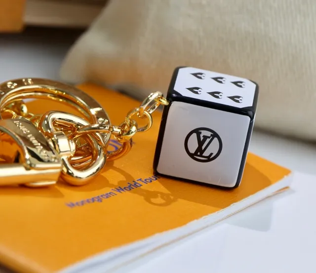 Louis Vuitton Heart Keyholder Gold Pink Metal Enameled Charm Bracelet 8
