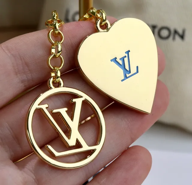 Louis Vuitton Heart Keyholder Gold Pink Metal Enameled Charm Bracelet 9