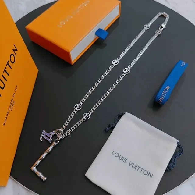 Louis Vuitton L Pendant Monogram Chain Necklace 9
