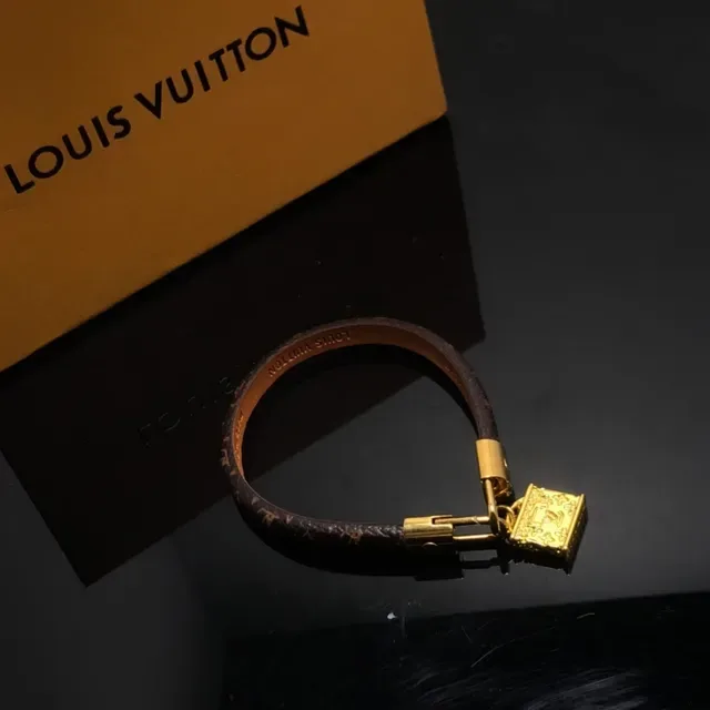 Louis Vuitton Lockit Monogram Leather Gold-Tone Padlock Bracelet 4