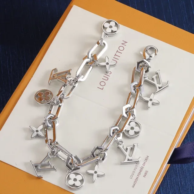 Louis Vuitton LV Chain Monogram Flower Charm Bracelet 7