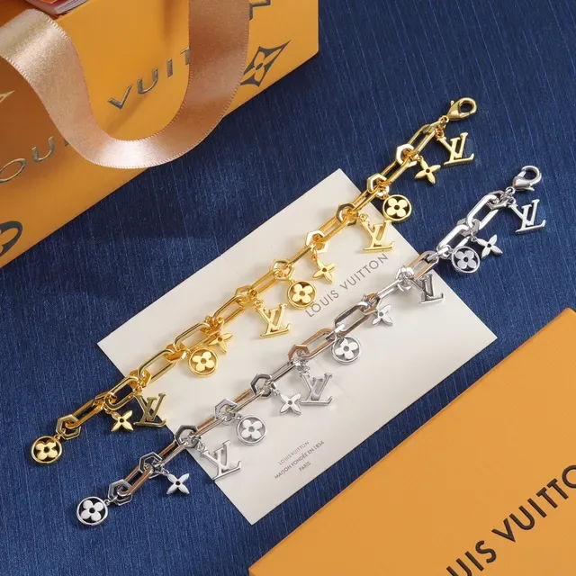 Louis Vuitton LV Chain Monogram Flower Charm Bracelet 9