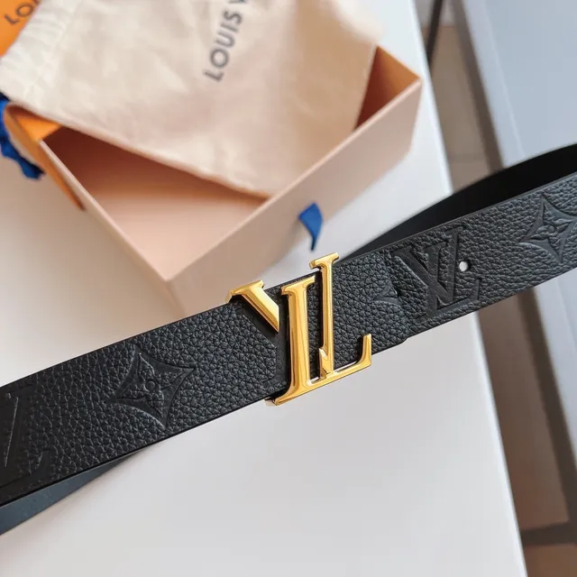 Louis Vuitton LV Initiales Black Pebbled Leather Belt 7