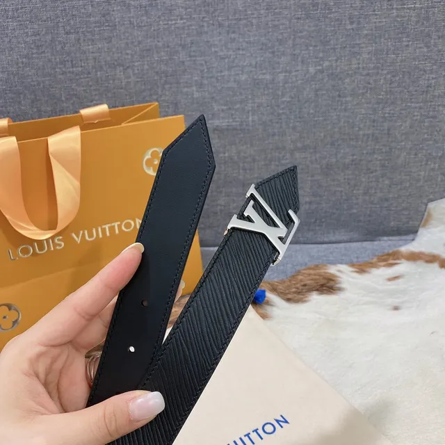 Louis Vuitton LV Initiales Black Textured Leather Belt 6