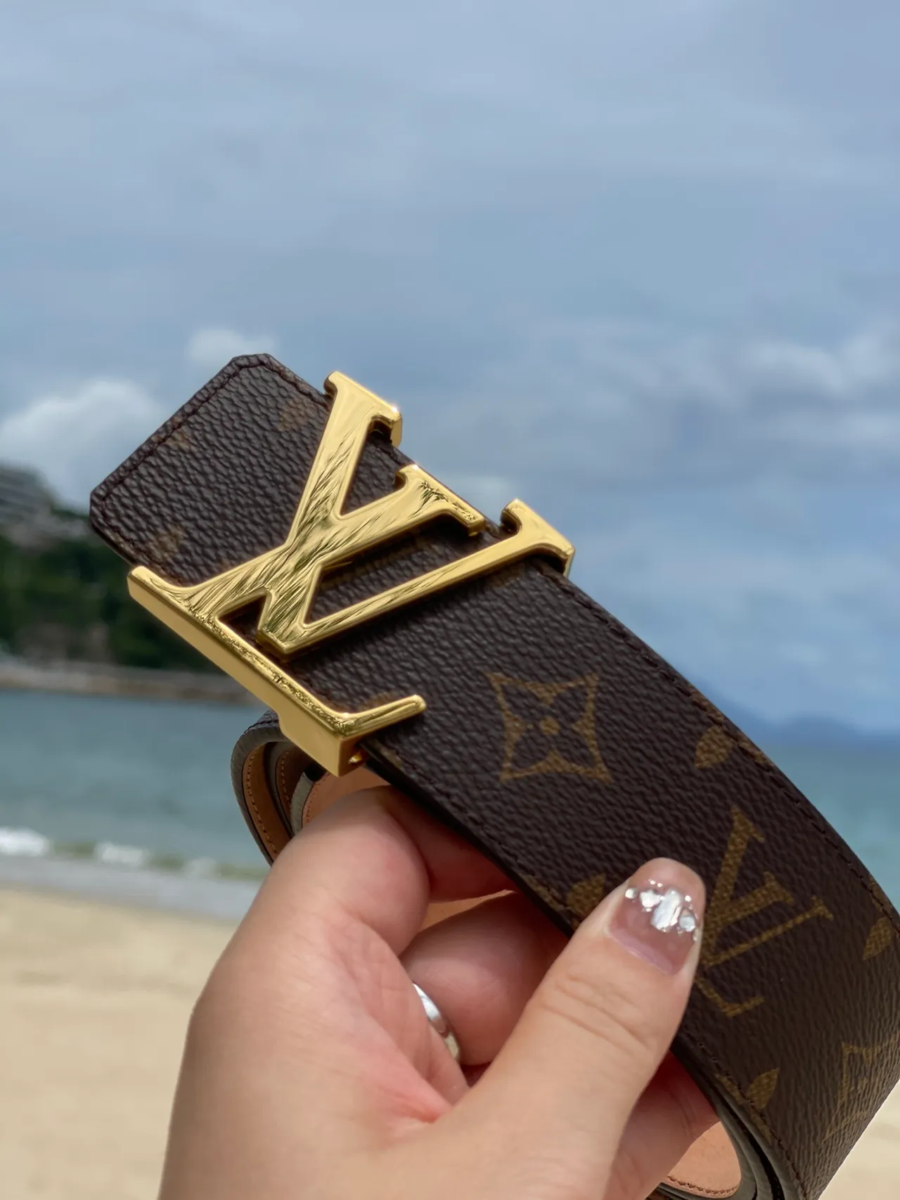 Louis Vuitton LV Initiales Monogram Canvas Gold-Tone Buckle Leather Belt 2