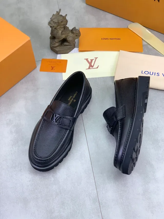 Louis Vuitton LV Loafer Black Pebbled Leather Buckle Strap Loafer 5