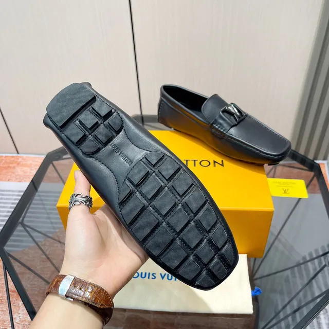 Louis Vuitton LV লুফার নেভি টেক্সচার্ড লেদার মেটাল বাকেল লুফার্স 2