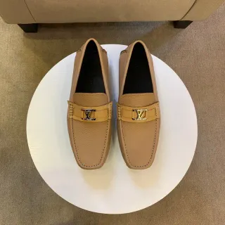 Louis Vuitton LV Loafer Bege Tan Couro Pebbled Mocasins