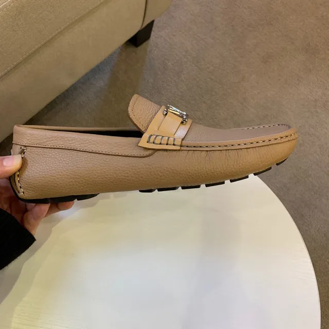 Louis Vuitton LV Loafer Bege Tan Couro Pebbled Mocasins 4