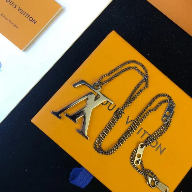 Louis Vuitton LV Monogram Silver-Tone Pendant Necklace 19