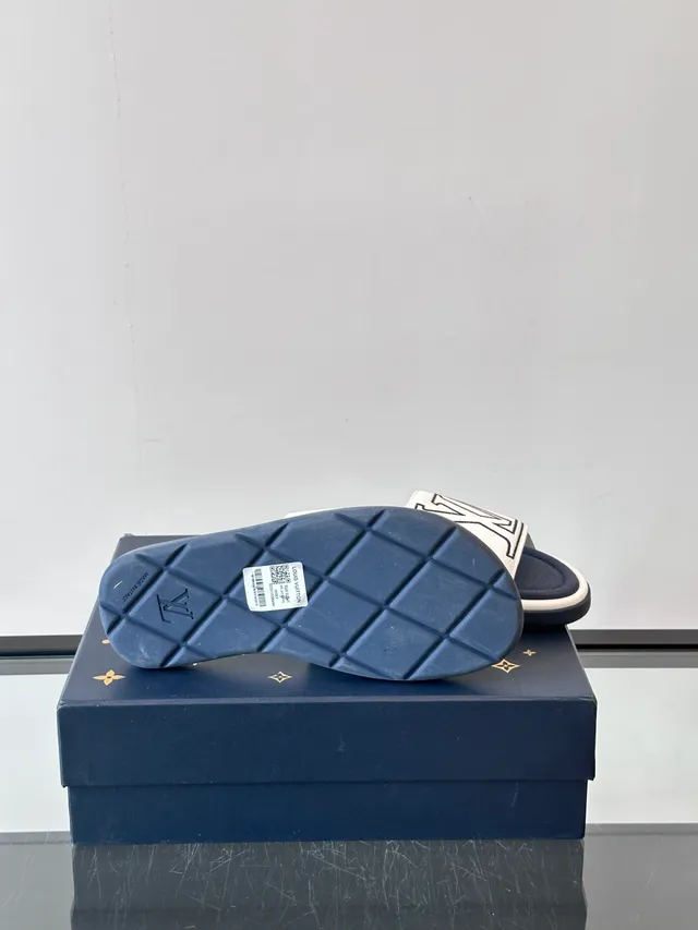 Louis Vuitton LV Slide Monogram Slippers 2