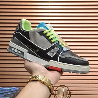 Louis Vuitton LV Trainer Negro Verde Capa Cuero-Sintético Superior Escultido Multicolor Mediopiso Zapatillas Lifestyle