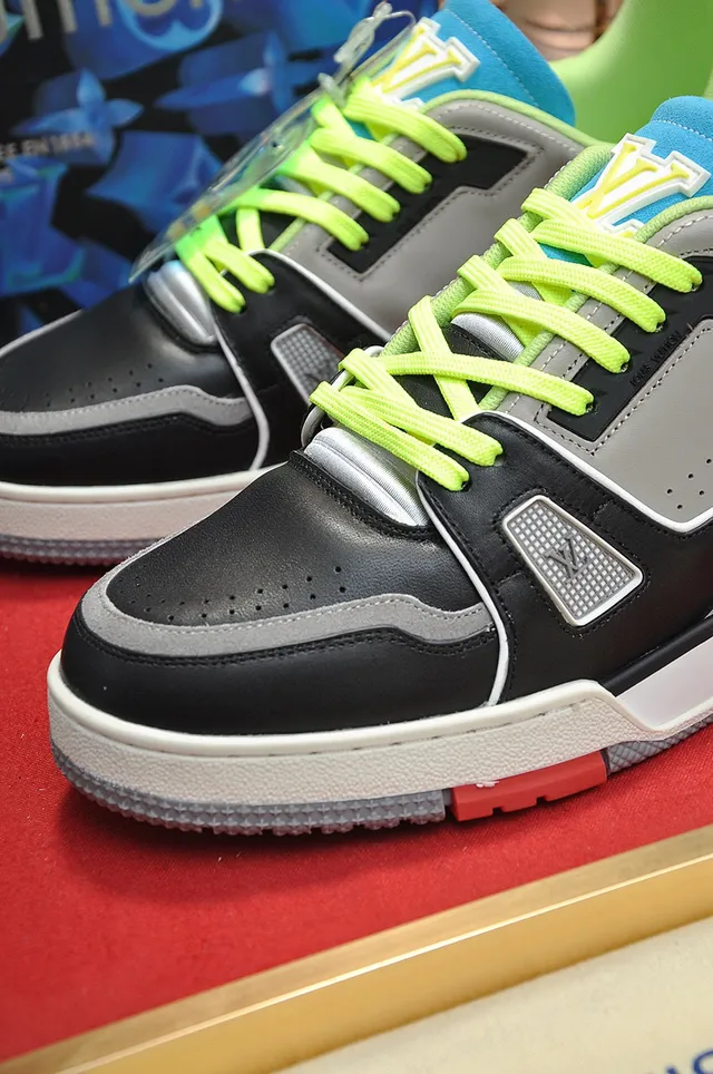 Louis Vuitton LV Trainer Black Green Layered Leather-Synthetic Upper Sculpted Multi-Tone Midsole Lifestyle Sneakers 3