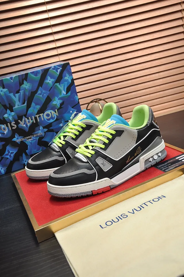 Louis Vuitton LV Trainer Black Green Layered Leather-Synthetic Upper Sculpted Multi-Tone Midsole Lifestyle Sneakers 6