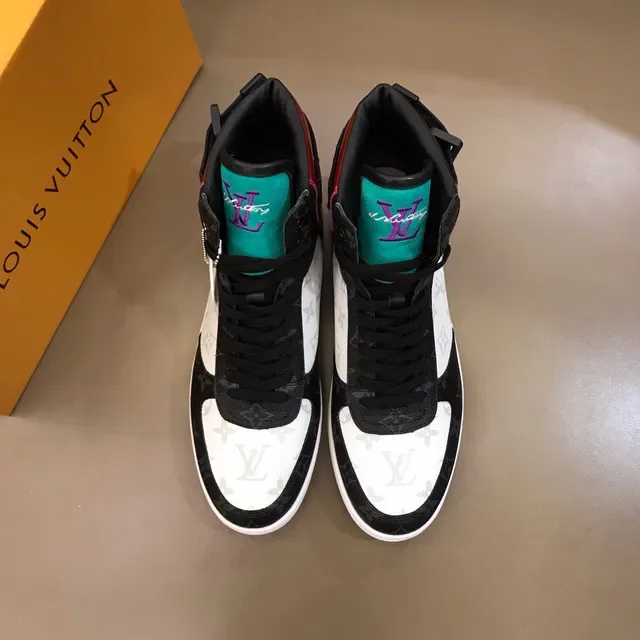 Louis Vuitton LV Trainer أحذية رياضية لايف ستايل أسود وردي عالي الارتفاع مونوغرام كانفاس 9