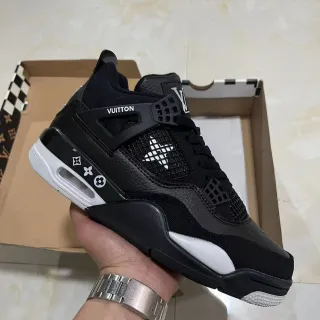 Louis Vuitton LV Trainer sneakers lifestyle negros y blancos de alto corte acentuados con monograma
