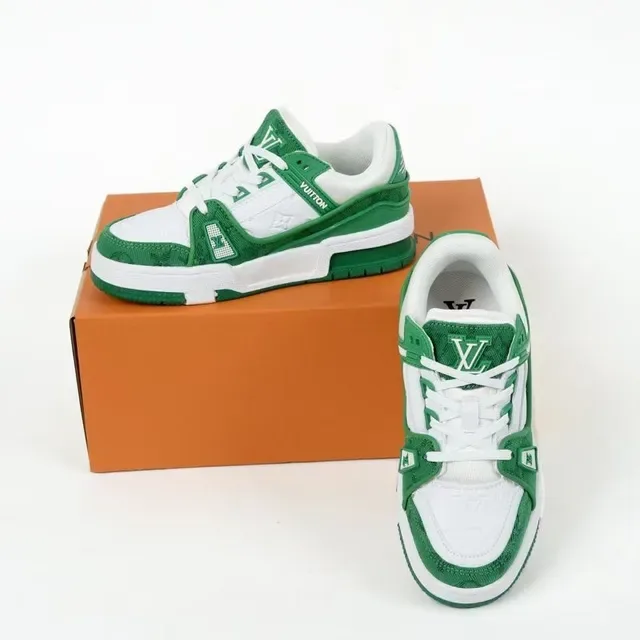 Louis Vuitton LV Trainer Black White Monogram-Print Upper Layered Synthetic Overlays Lifestyle Sneakers 12