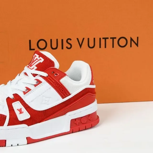 Louis Vuitton LV Trainer Black White Monogram-Print Upper Layered Synthetic Overlays Lifestyle Sneakers 17