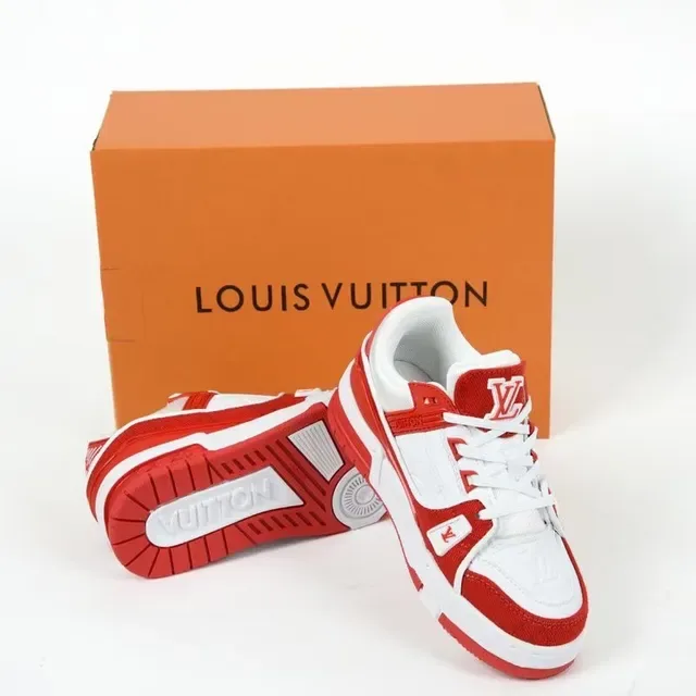 Louis Vuitton LV Trainer Black White Monogram-Print Upper Layered Synthetic Overlays Lifestyle Sneakers 21