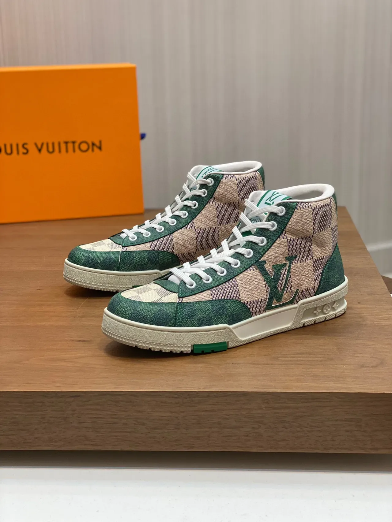 Louis Vuitton LV Trainer Green Beige Damier Checkerboard Toe Monogram Canvas Upper Lifestyle Sneakers 7