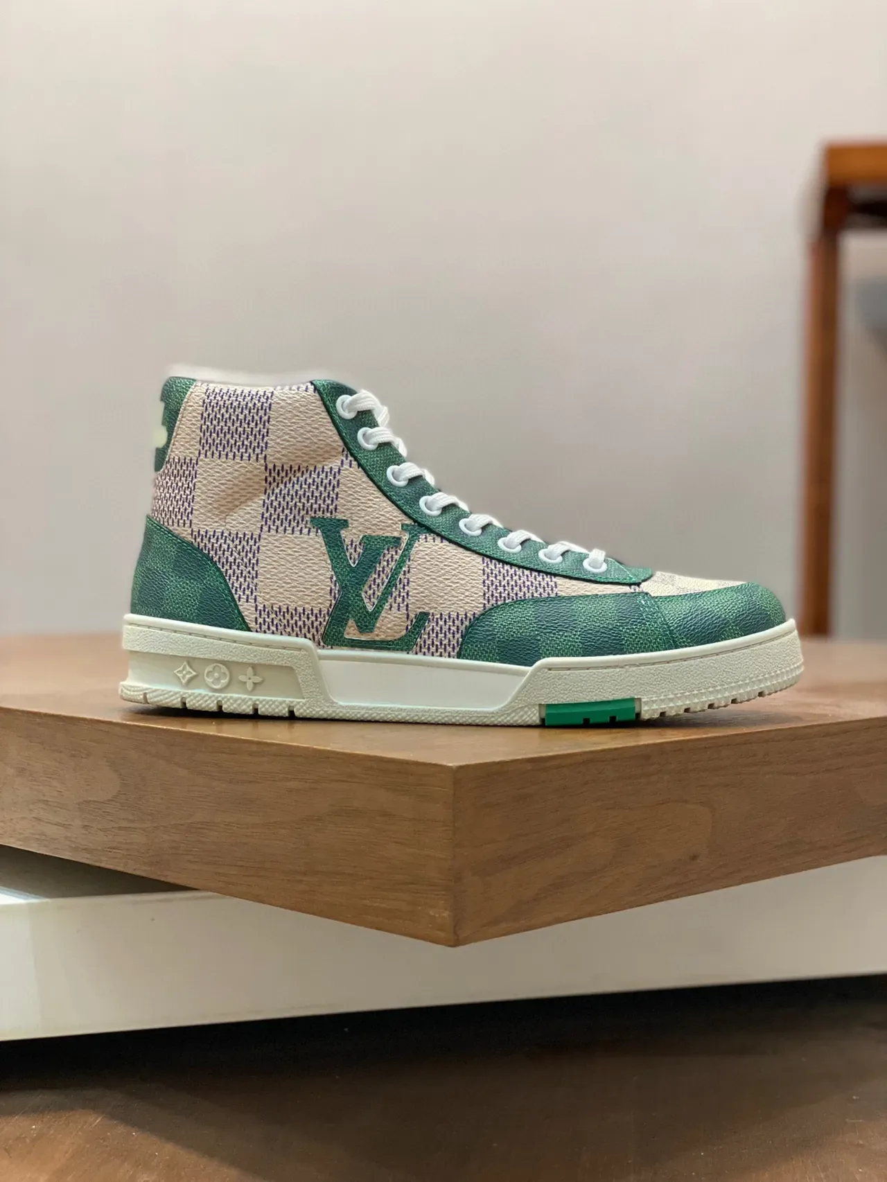 Louis Vuitton LV Trainer Green Beige Damier Checkerboard Toe Monogram Canvas Upper Lifestyle Sneakers 9