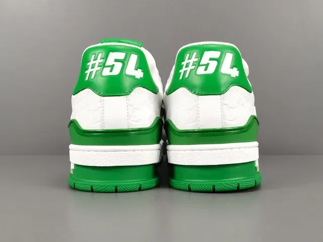 Louis Vuitton LV Trainer Verde Branco Camada Superior Detalhes de Monograma Embossado Tênis Lifestyle 15